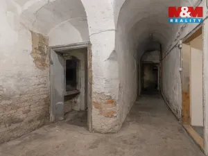 Prodej činžovního domu, Frýdek-Místek - Frýdek, Radniční, 300 m2