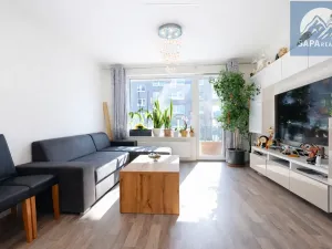 Prodej bytu 3+kk, Praha - Vysočany, Strnadových, 80 m2