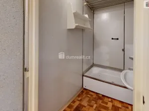 Prodej bytu 1+kk, Ostrava - Poruba, Francouzská, 27 m2