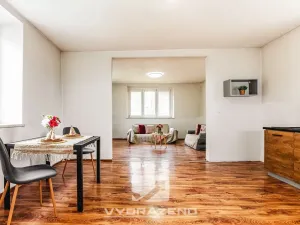 Prodej rodinného domu, Černov, 242 m2