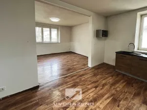 Prodej rodinného domu, Černov, 242 m2