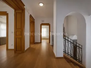 Prodej ubytování, Mělník, Českolipská, 418 m2