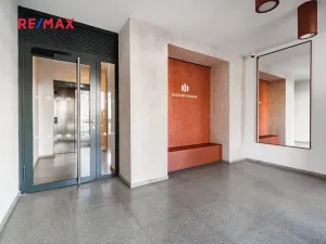 Pronájem bytu 1+kk, Praha - Nusle, Muzikova, 34 m2