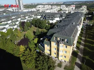 Prodej obchodního prostoru, Praha - Hlubočepy, Voskovcova, 141 m2