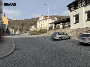 Pronájem obchodního prostoru, Karlovy Vary, Hynaisova, 42 m2