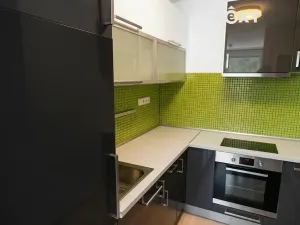 Pronájem bytu 1+kk, Praha - Kobylisy, Jelínkova, 35 m2
