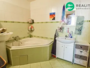 Prodej činžovního domu, Velká Bystřice, 550 m2