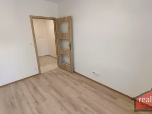 Prodej bytu 2+kk, Nupaky, Nupacká, 38 m2