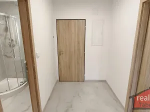 Prodej bytu 2+kk, Nupaky, Nupacká, 38 m2