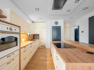 Pronájem kanceláře, Praha - Hostivař, Herbenova, 338 m2