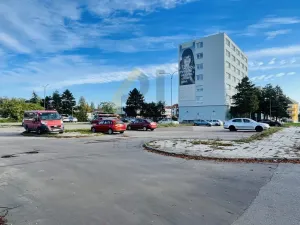 Pronájem komerčního pozemku, Hodonín, Velkomoravská, 3350 m2