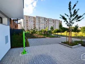 Pronájem bytu 2+kk, Praha - Libuš, Novodvorská, 48 m2