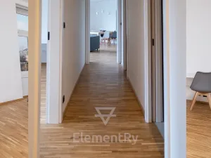 Pronájem bytu 2+kk, Hradec Králové, Komenského, 76 m2