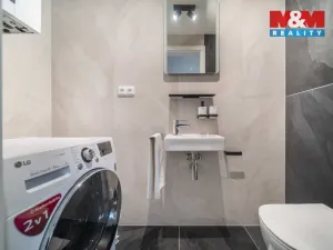 Prodej bytu 3+kk, Rokycany - Borek, Pražská, 72 m2