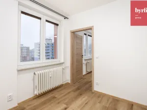 Pronájem bytu 2+kk, Krnov, SPC E, 40 m2