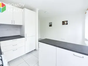 Prodej bytu 3+kk, Králův Dvůr, Pod Hájem, 57 m2