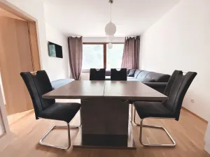 Pronájem bytu 2+kk, Praha - Smíchov, Mozartova, 52 m2