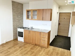 Pronájem bytu 2+kk, Plzeň - Bolevec, Komenského, 36 m2