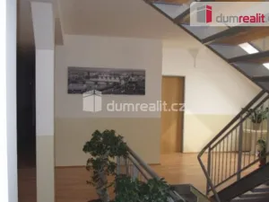 Pronájem bytu 1+kk, Praha - Kobylisy, Zenklova, 20 m2