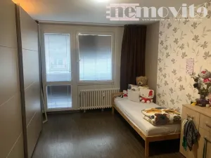 Pronájem bytu 2+kk, Hradec Králové, Brožíkova, 42 m2