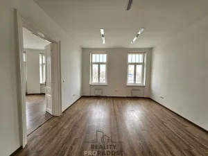 Pronájem kanceláře, Hodonín, Velkomoravská, 62 m2