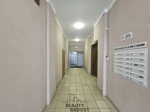 Pronájem kanceláře, Hodonín, Velkomoravská, 62 m2