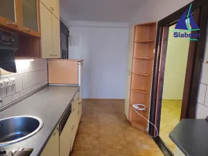 Pronájem bytu 1+1, Praha - Holešovice, Na Maninách, 37 m2