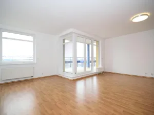 Pronájem bytu 5+kk, Praha - Libeň, Nad Okrouhlíkem, 186 m2
