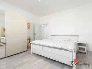 Prodej bytu 3+kk, Opava - Předměstí, náměstí Svaté Hedviky, 76 m2