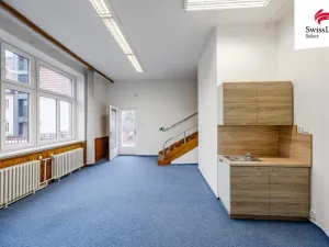 Pronájem kanceláře, Brno, Žampachova, 192 m2