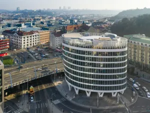 Pronájem obchodního prostoru, Praha - Smíchov, Plzeňská, 454 m2