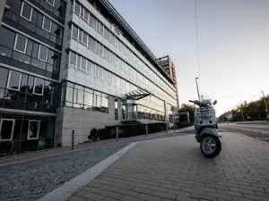 Pronájem obchodního prostoru, Praha - Dejvice, Evropská, 408 m2