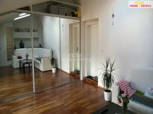 Pronájem bytu 1+kk, Brno - Černovice, Churého, 50 m2