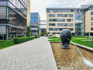 Pronájem kanceláře, Praha, Radlická, 750 m2