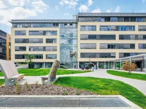 Pronájem kanceláře, Praha - Jinonice, Radlická, 1261 m2