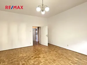 Pronájem bytu 2+kk, Praha - Břevnov, U Ladronky, 50 m2