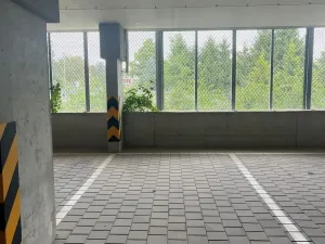Pronájem garážového stání, Praha - Prosek, Čakovická, 10 m2