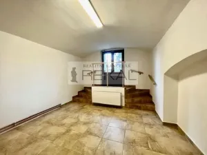 Pronájem obchodního prostoru, Praha - Vinohrady, Slezská, 167 m2