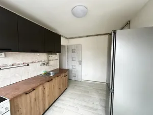 Pronájem bytu 2+1, Hřebeč, V háji, 50 m2