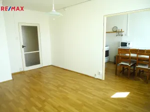 Pronájem bytu 3+1, Praha - Podolí, Kaplická, 56 m2