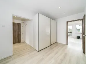 Pronájem bytu 3+1, Praha - Hlubočepy, Peškova, 74 m2