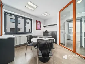 Prodej kanceláře, Pardubice, K Dolíčku, 374 m2