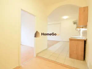 Pronájem bytu 2+kk, Praha - Nusle, U gymnázia, 50 m2