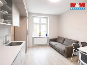 Prodej bytu 2+kk, Praha - Holešovice, V háji, 49 m2