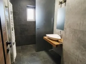 Pronájem kanceláře, Praha - Březiněves, Na hlavní, 1471 m2