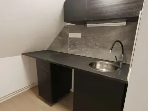 Pronájem kanceláře, Praha - Březiněves, Na hlavní, 1471 m2