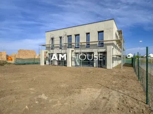 Prodej bytu 4+kk, Praha - Březiněves, Zvěřinových, 153 m2