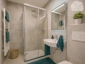 Prodej bytu 2+kk, Praha - Vysočany, V Předním Hloubětíně, 61 m2