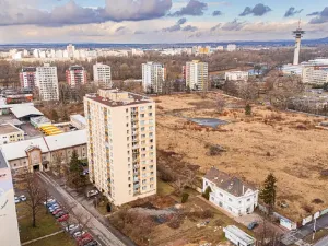 Prodej bytu 2+1, Pardubice, Palackého třída, 71 m2