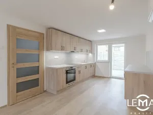 Prodej rodinného domu, Loučany, 123 m2